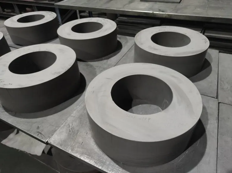 Как сверхизносостойкие роликовые кольца из цементированного карбида помогают предотвратить появление царапин на поверхности арматурных стержней